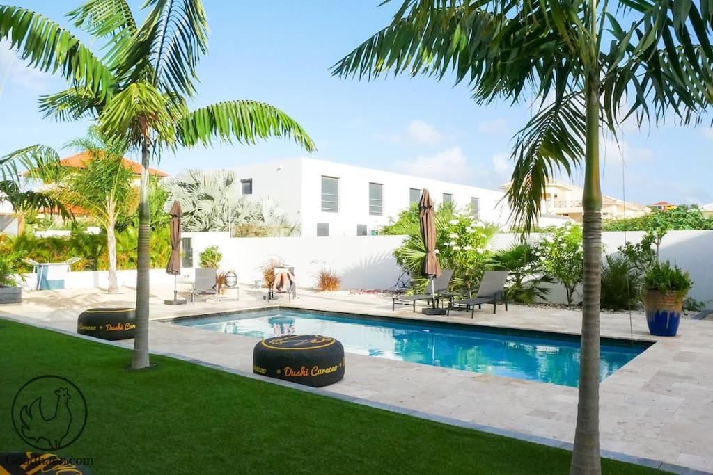 Goudhaen Luxury Private Apartments Jan Thiel Beach Exterior photo