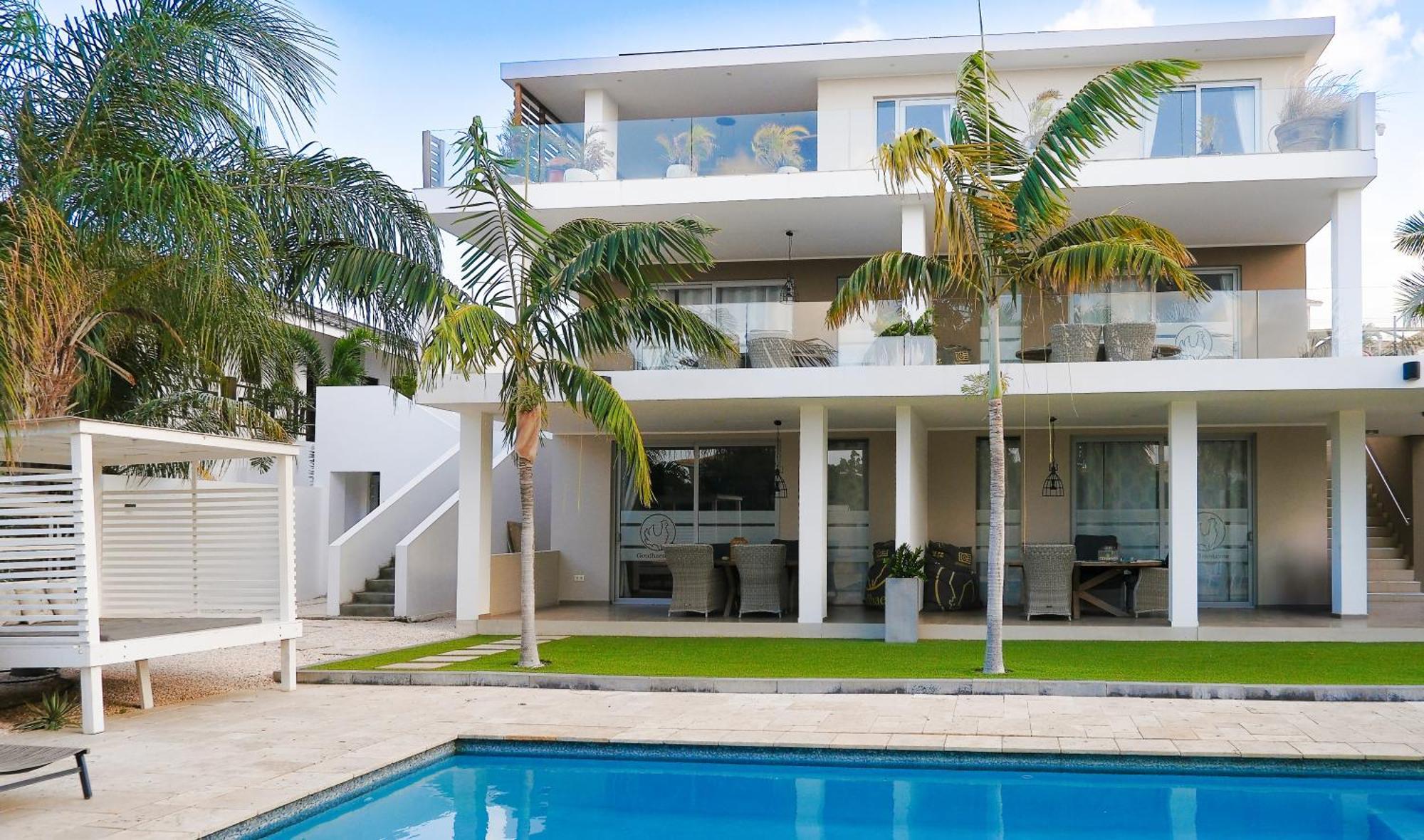 Goudhaen Luxury Private Apartments Jan Thiel Beach Exterior photo